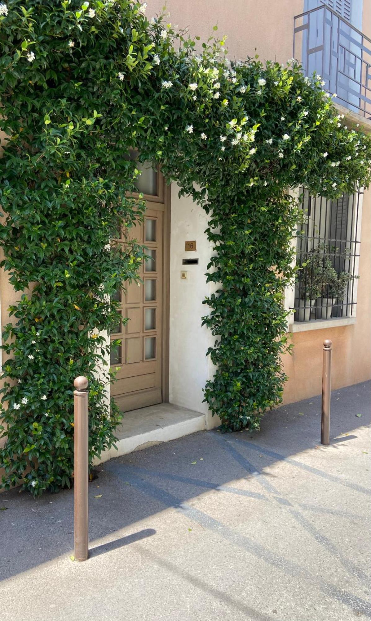 Maison Yoko - Centre Ancien Aigues-Mortes Exterior foto